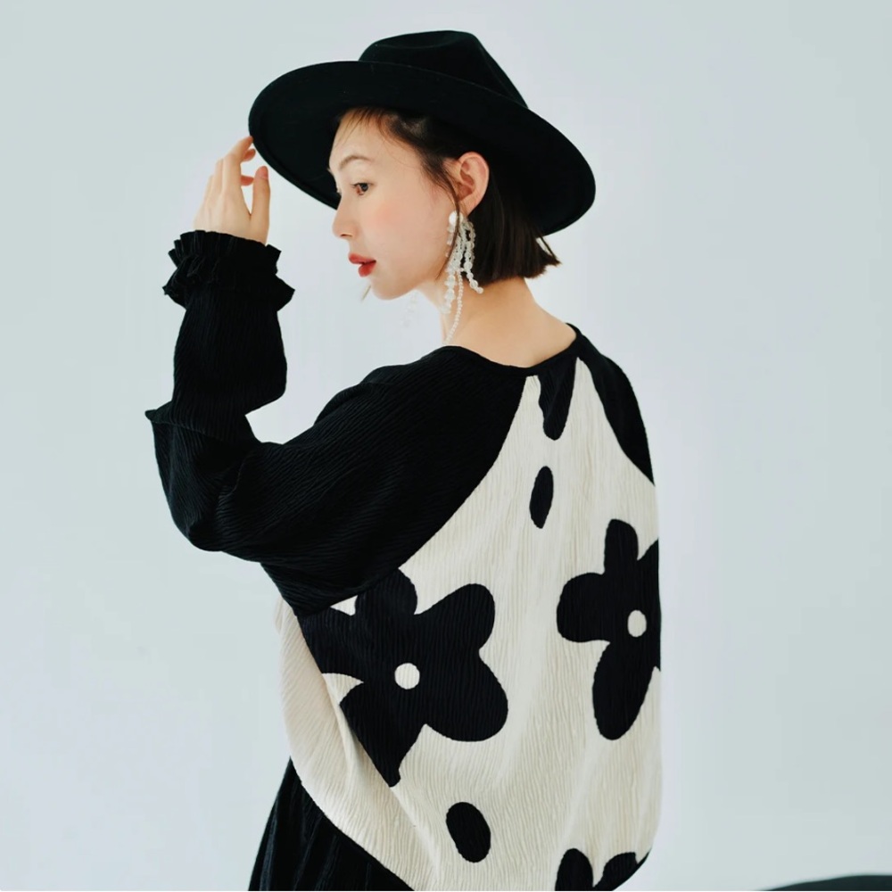 Imakokoni long-sleeved round neck pullover T-shirt - Japanese flower pattern M